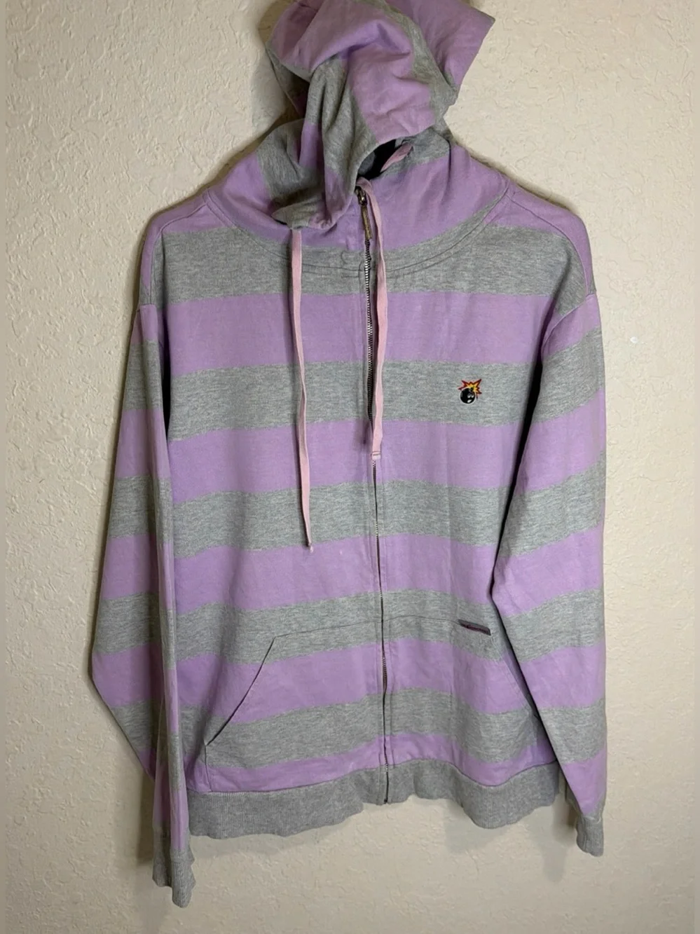 The Hundreds Men’s  Hoodie  plaid Gray  Purple Full Size Large Hooded
